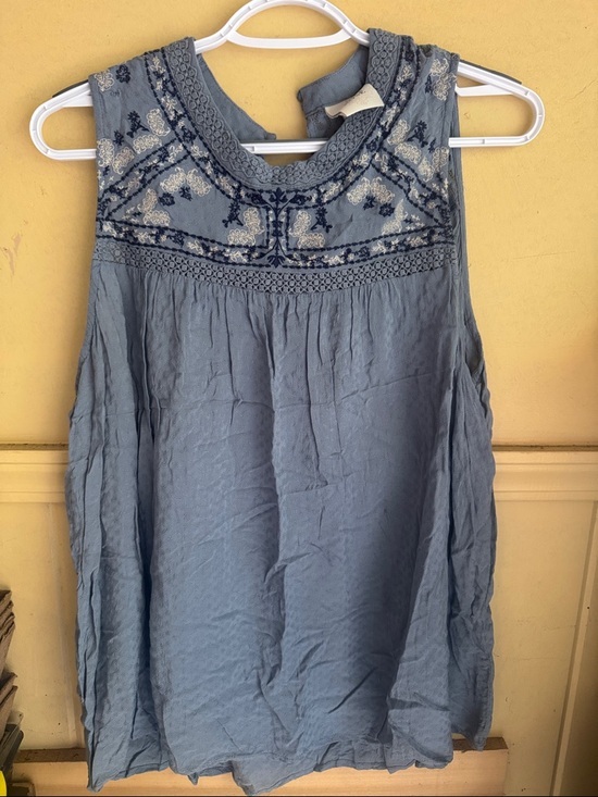 Knox Rose Tops - Sleeveless Embroidered Blue Women's Top